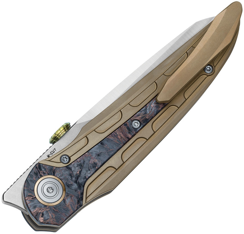 BTKT2409B Prydwen Framelock M-Cut Ti