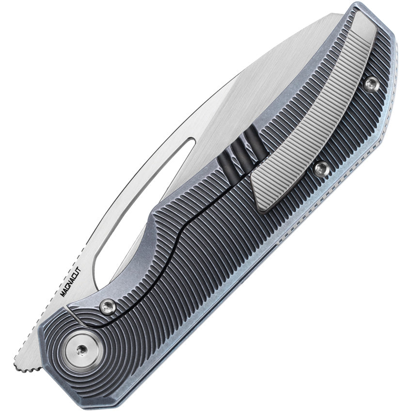 BTKT2503D Taipan Framelock Ti M-Cut