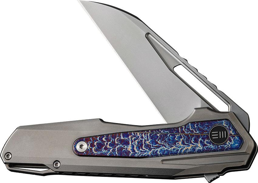 WE23012B1 Falcaria Framelock Flame